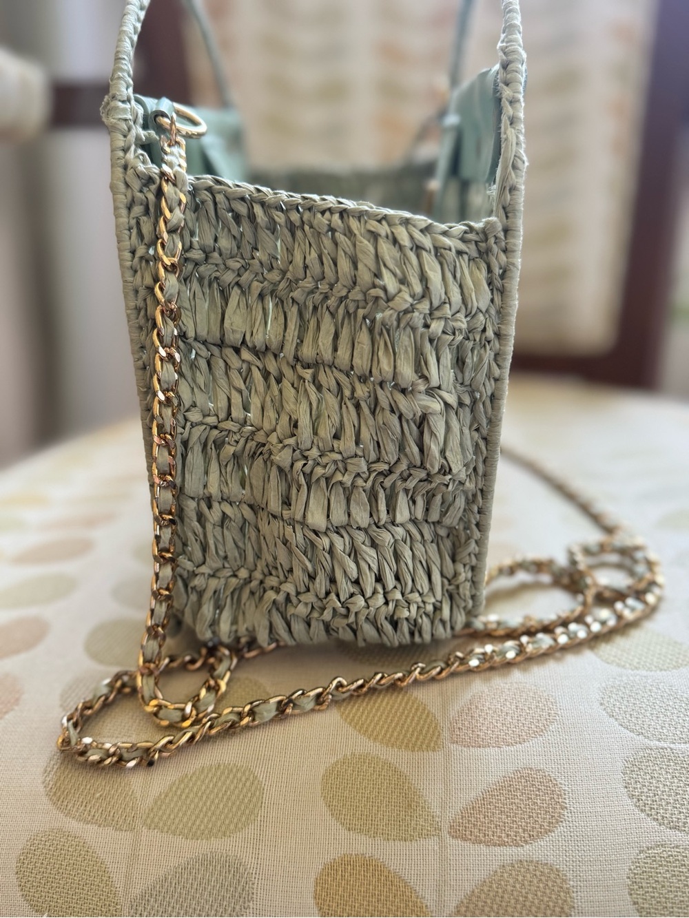House of Harlow 1960 Gold and Pale Green Woven Crossbody Shoulder Clutch - Picture 4 of 12
